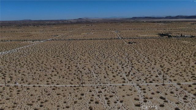 64200 Cottonwood Drive, Joshua Tree, CA 92252