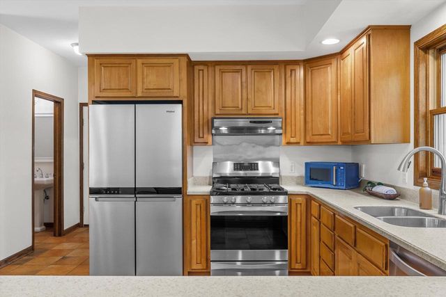 8950 371st AVENUE, Twin Lakes, WI 53181