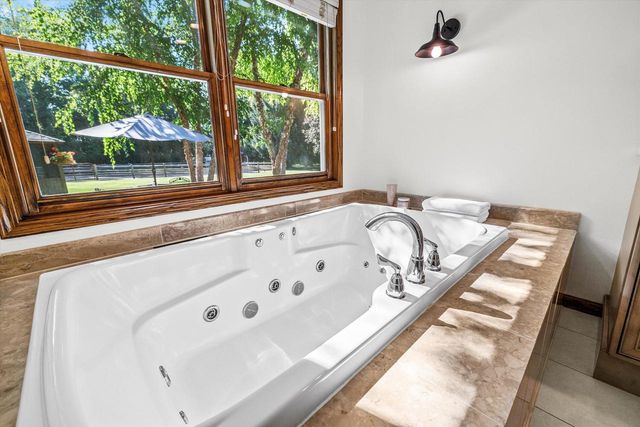 8950 371st AVENUE, Twin Lakes, WI 53181