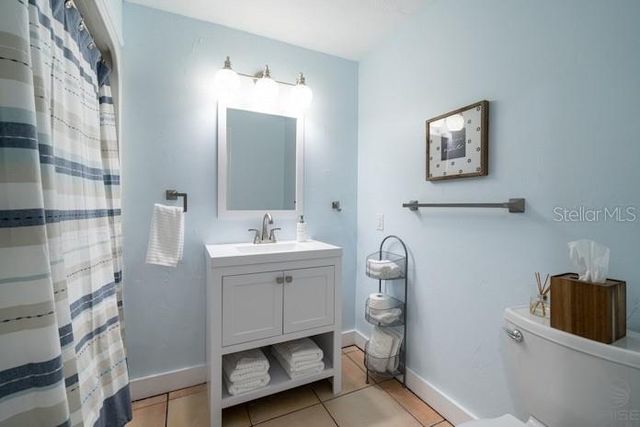 301 LIVE OAK STREET, New Smyrna Beach, FL 32168