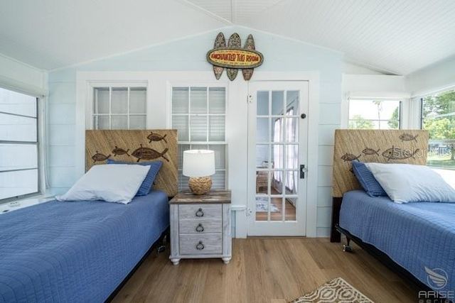 301 LIVE OAK STREET, New Smyrna Beach, FL 32168