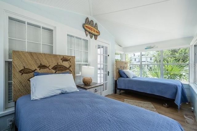 301 LIVE OAK STREET, New Smyrna Beach, FL 32168