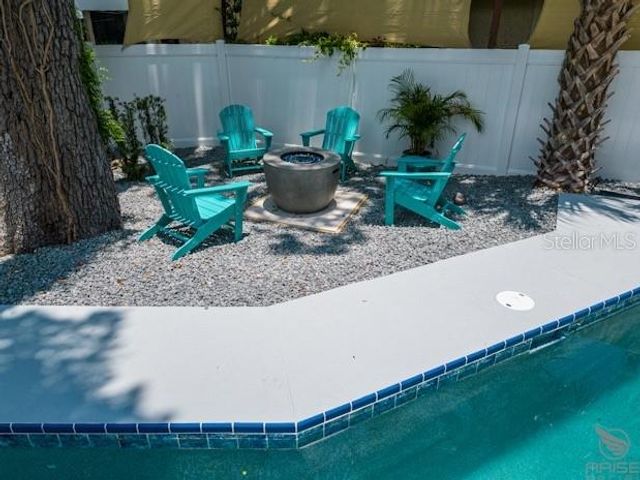 301 LIVE OAK STREET, New Smyrna Beach, FL 32168