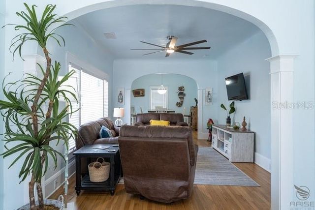 301 LIVE OAK STREET, New Smyrna Beach, FL 32168