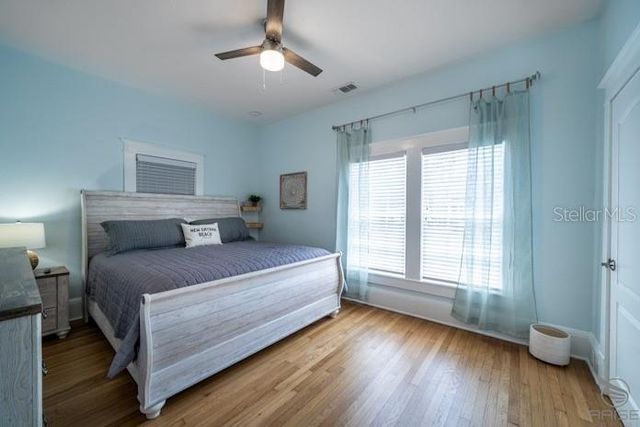 301 LIVE OAK STREET, New Smyrna Beach, FL 32168