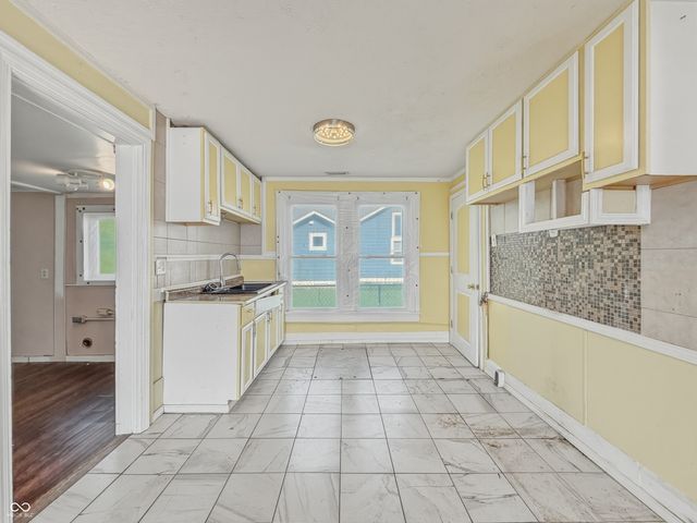 3814 E 31st Street, Indianapolis, IN 46218