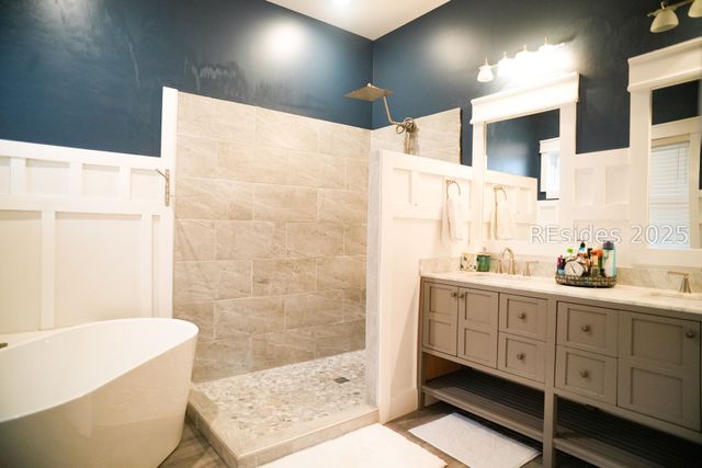 6 Mossy Oaks Ln, Hilton Head Island, SC 29926