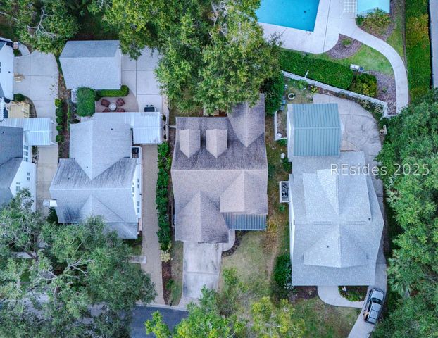 6 Mossy Oaks Ln, Hilton Head Island, SC 29926