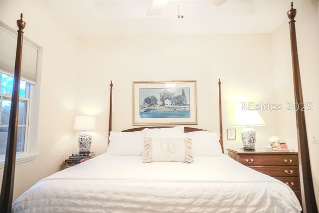 6 Mossy Oaks Ln, Hilton Head Island, SC 29926