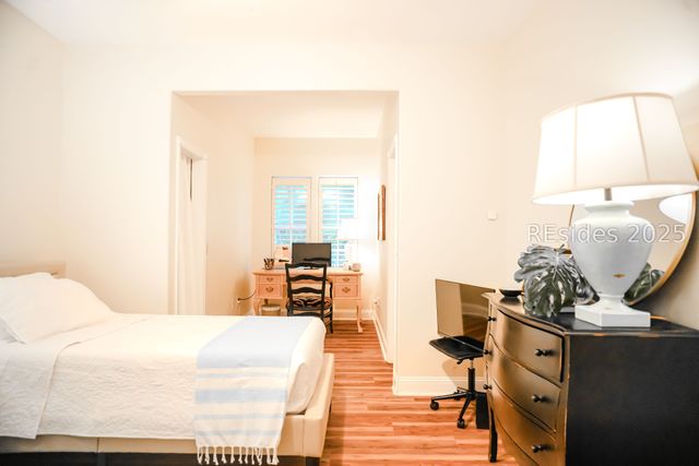 6 Mossy Oaks Ln, Hilton Head Island, SC 29926