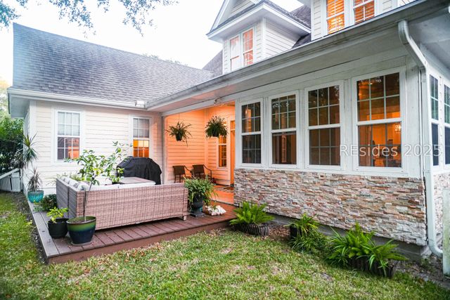 6 Mossy Oaks Ln, Hilton Head Island, SC 29926