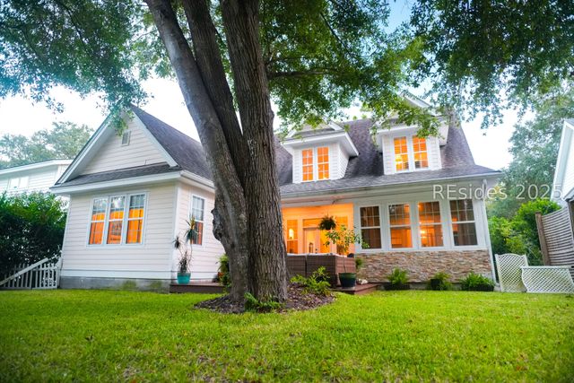 6 Mossy Oaks Ln, Hilton Head Island, SC 29926