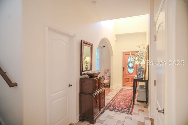 6 Mossy Oaks Ln, Hilton Head Island, SC 29926