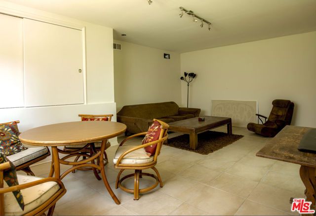 3262 Dos Palos Drive, Los Angeles, CA 90068