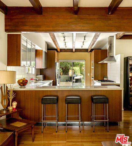 3262 Dos Palos Drive, Los Angeles, CA 90068