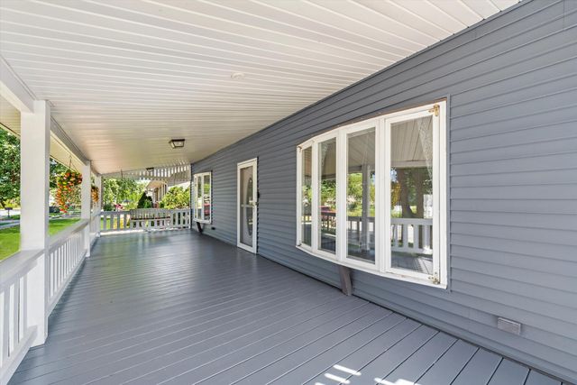 1053 S Decatur Street, Hobart, IN 46342