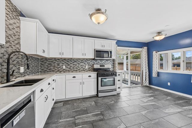 1053 S Decatur Street, Hobart, IN 46342