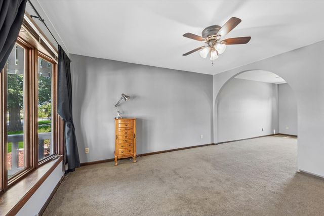 1053 S Decatur Street, Hobart, IN 46342