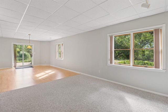 31342 Ute Avenue, Waukee, IA 50263