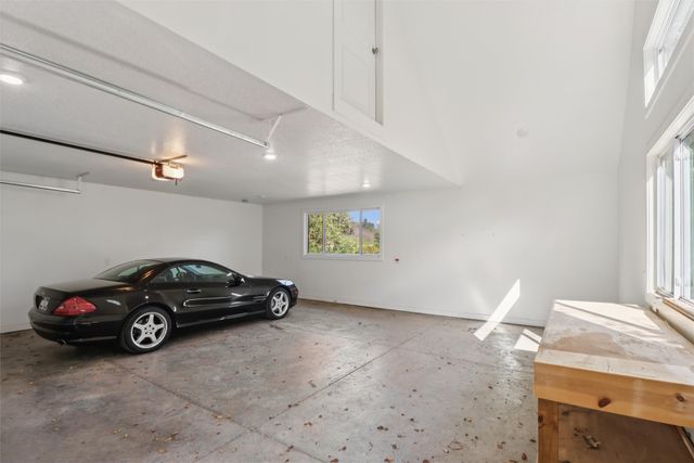 31342 Ute Avenue, Waukee, IA 50263