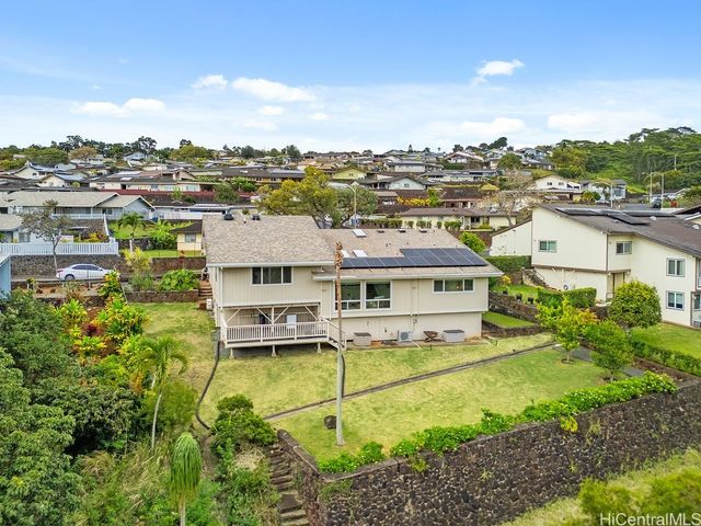 98-2033 Pahiolo Street, Aiea, HI 96701