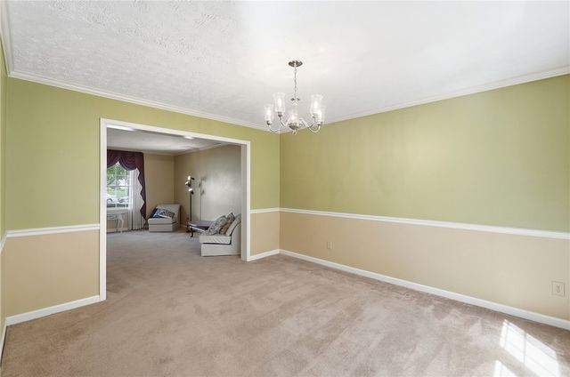 660 Golf View Court, Vandalia, OH 45377