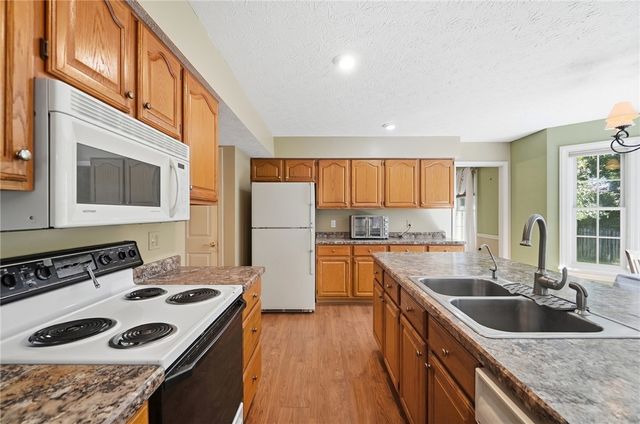 660 Golf View Court, Vandalia, OH 45377