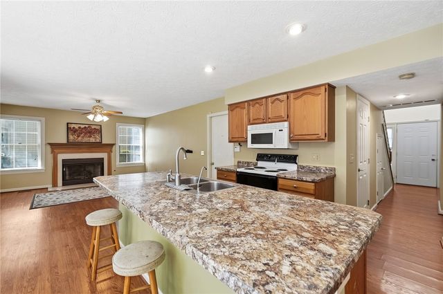 660 Golf View Court, Vandalia, OH 45377