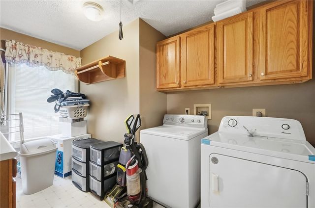 660 Golf View Court, Vandalia, OH 45377
