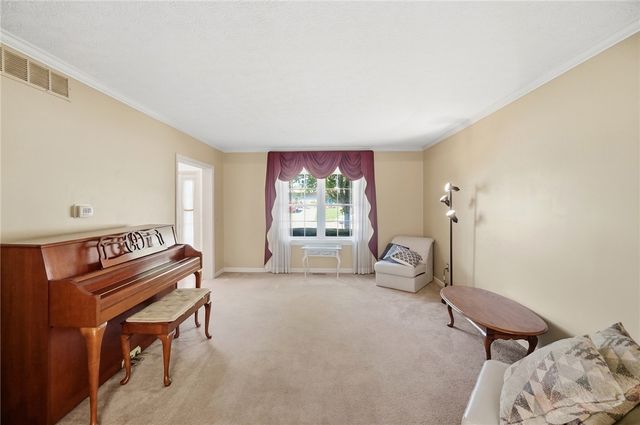 660 Golf View Court, Vandalia, OH 45377