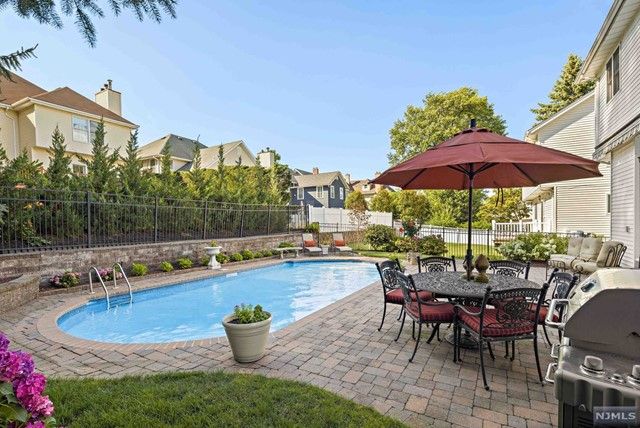 206 Sylvan Street, Rutherford, NJ 07070