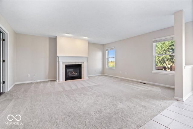 6520 Kingsbury Way, Zionsville, IN 46077