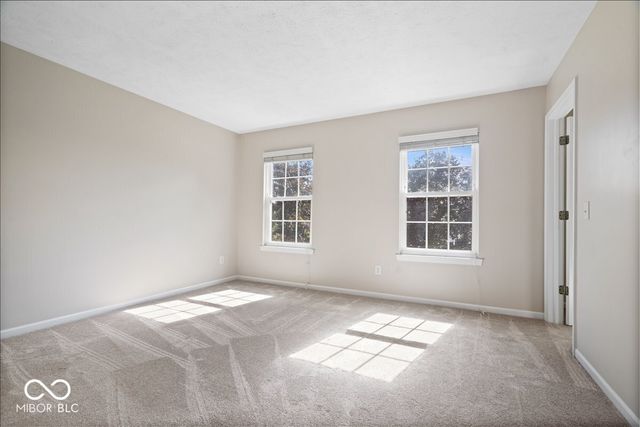 6520 Kingsbury Way, Zionsville, IN 46077