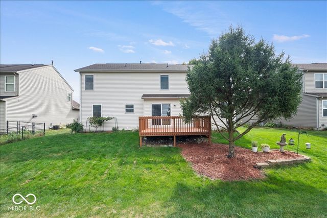 6520 Kingsbury Way, Zionsville, IN 46077