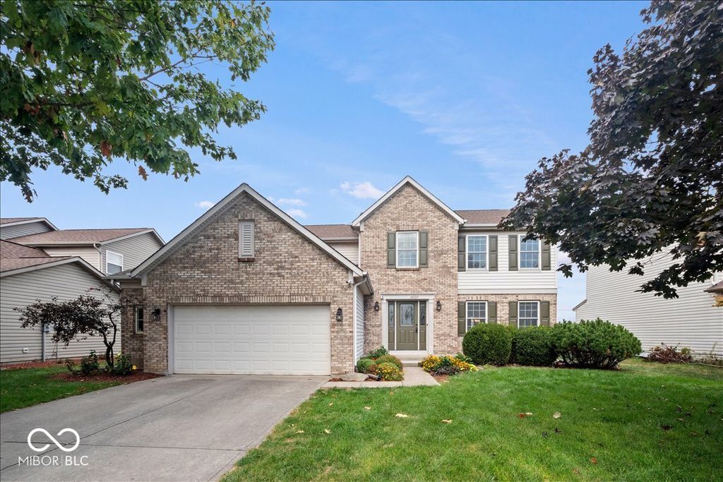 6520 Kingsbury Way, Zionsville, IN 46077