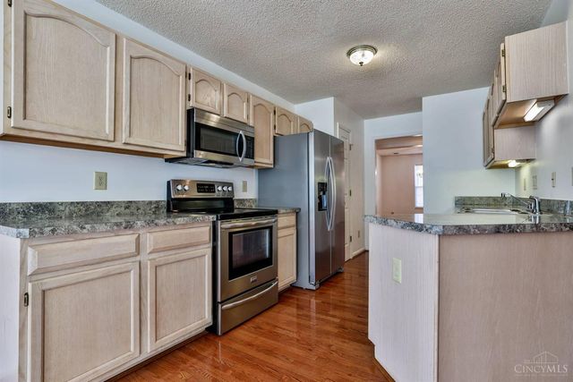 2529 Proudhon Way, Cincinnati, OH 45239