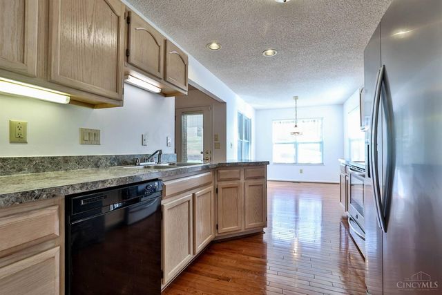 2529 Proudhon Way, Cincinnati, OH 45239