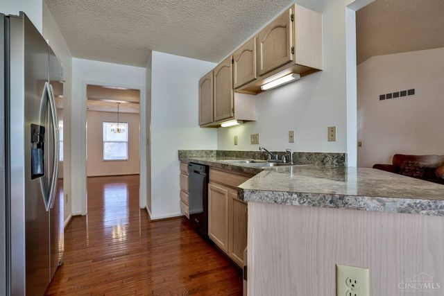 2529 Proudhon Way, Cincinnati, OH 45239