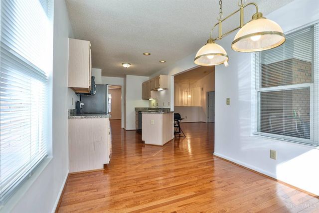 2529 Proudhon Way, Cincinnati, OH 45239