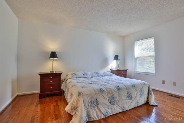 2529 Proudhon Way, Cincinnati, OH 45239