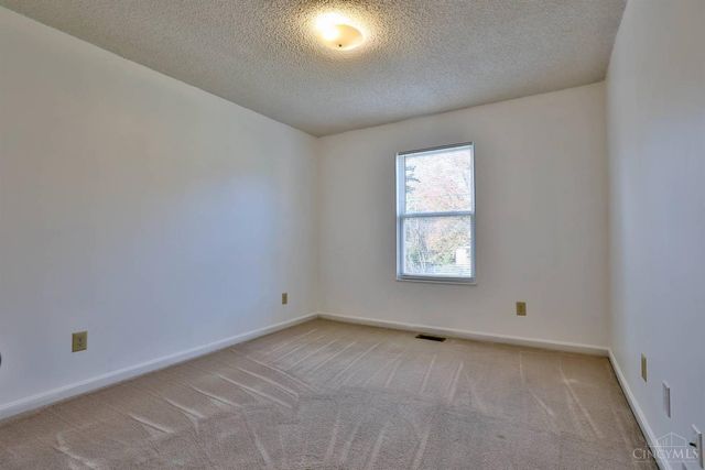 2529 Proudhon Way, Cincinnati, OH 45239