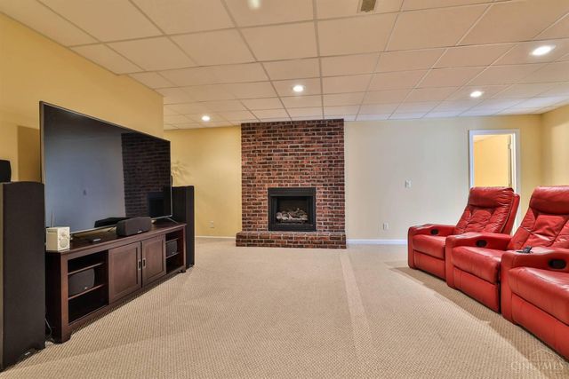 2529 Proudhon Way, Cincinnati, OH 45239