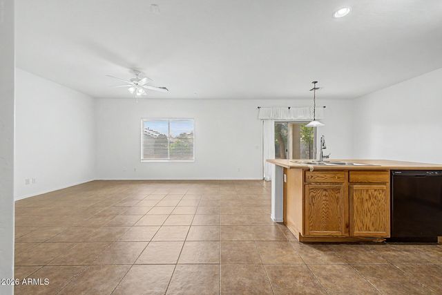 14165 W CROCUS Drive, Surprise, AZ 85379