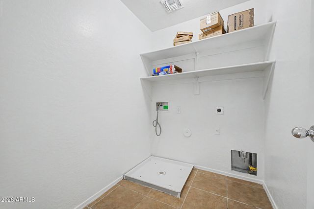 14165 W CROCUS Drive, Surprise, AZ 85379