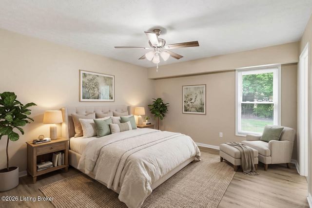 8410 Silver Fox Rd, Louisville, KY 40291