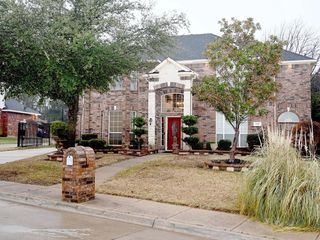 305 Wylie Creek Place, Desoto, TX 75115