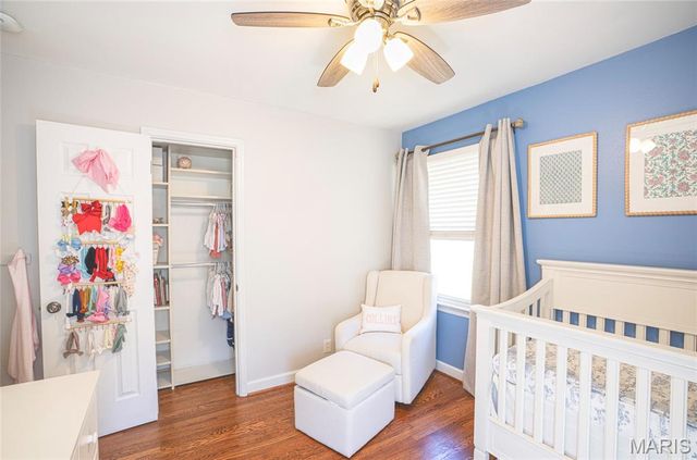 429 Forest Green Drive, St Louis, MO 63119