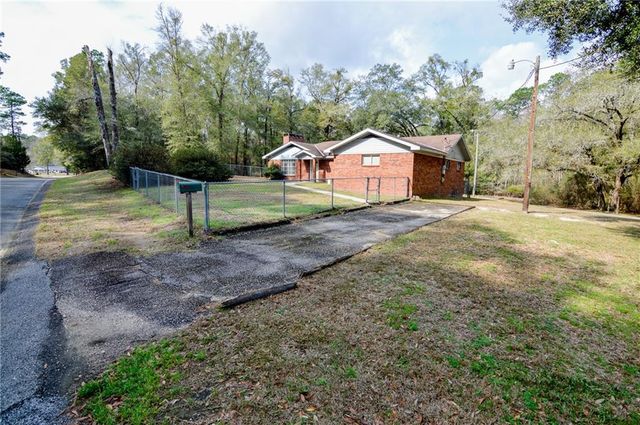 537 Saraland Avenue, Saraland, AL 36571