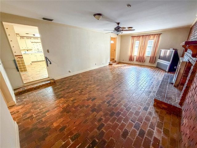 537 Saraland Avenue, Saraland, AL 36571