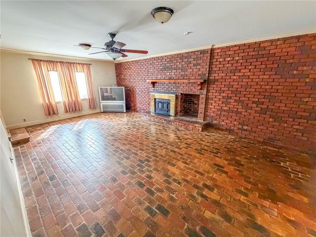 537 Saraland Avenue, Saraland, AL 36571